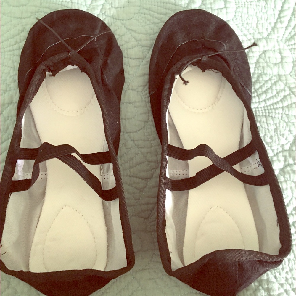 BRAND NEW Women’s canvas ballet shoes Size 12